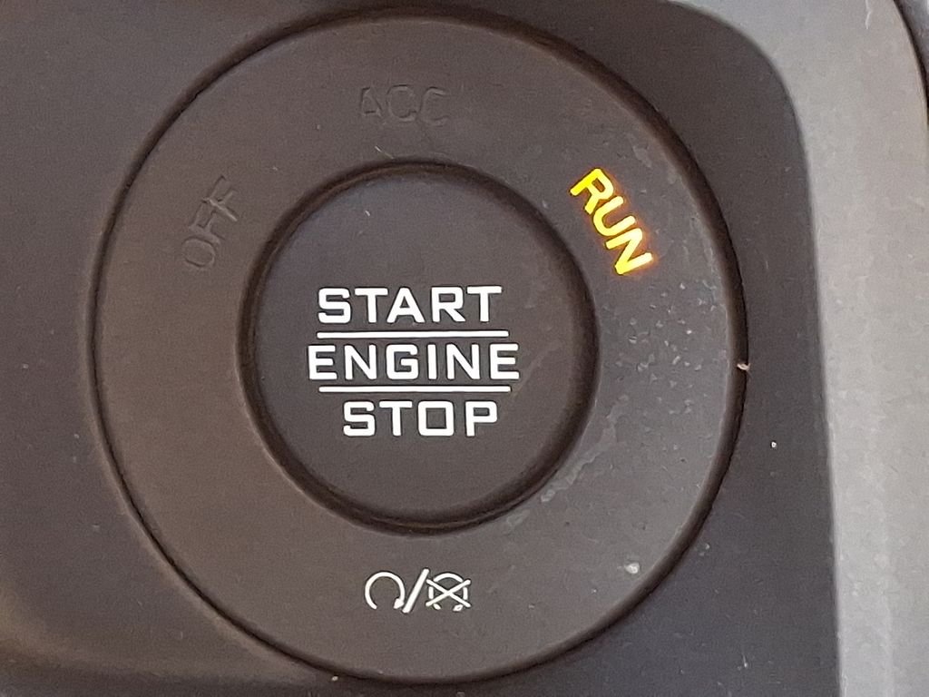 Used 2026 Gray Jeep Mojave image 19