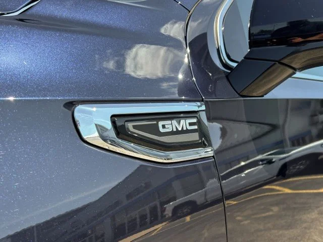 Used 2023 Blue GMC SLT image 14