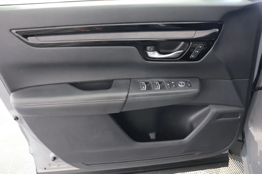 Used 2024  Honda EX-L image 25
