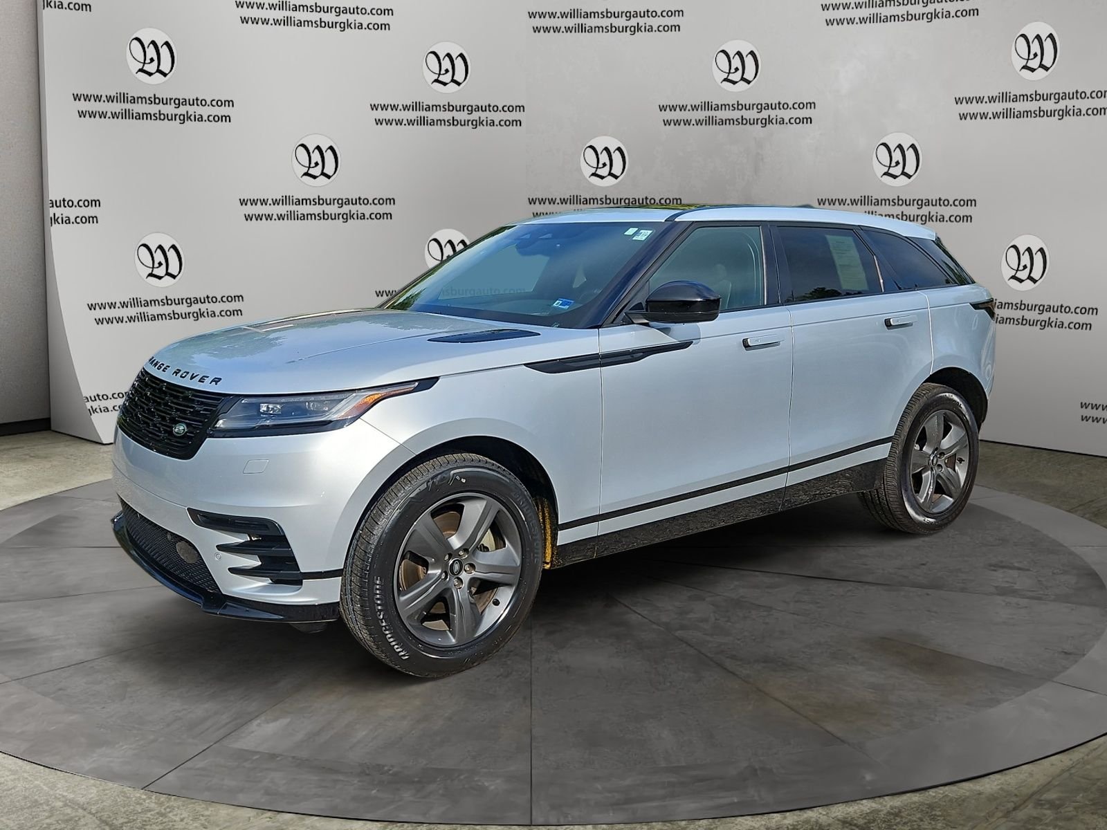 2025 Land Rover Range Rover Velar