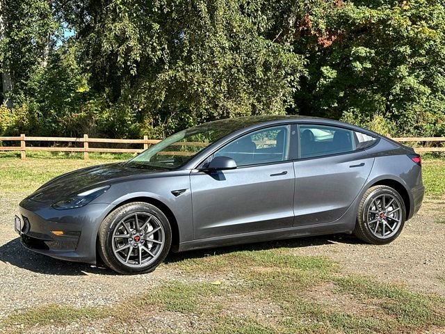 Used 2023 Midnight Silver Metallic Tesla Base image 5