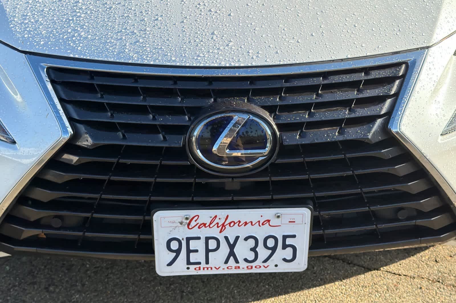 Used 2019 Eminent White Pearl Lexus  image 9