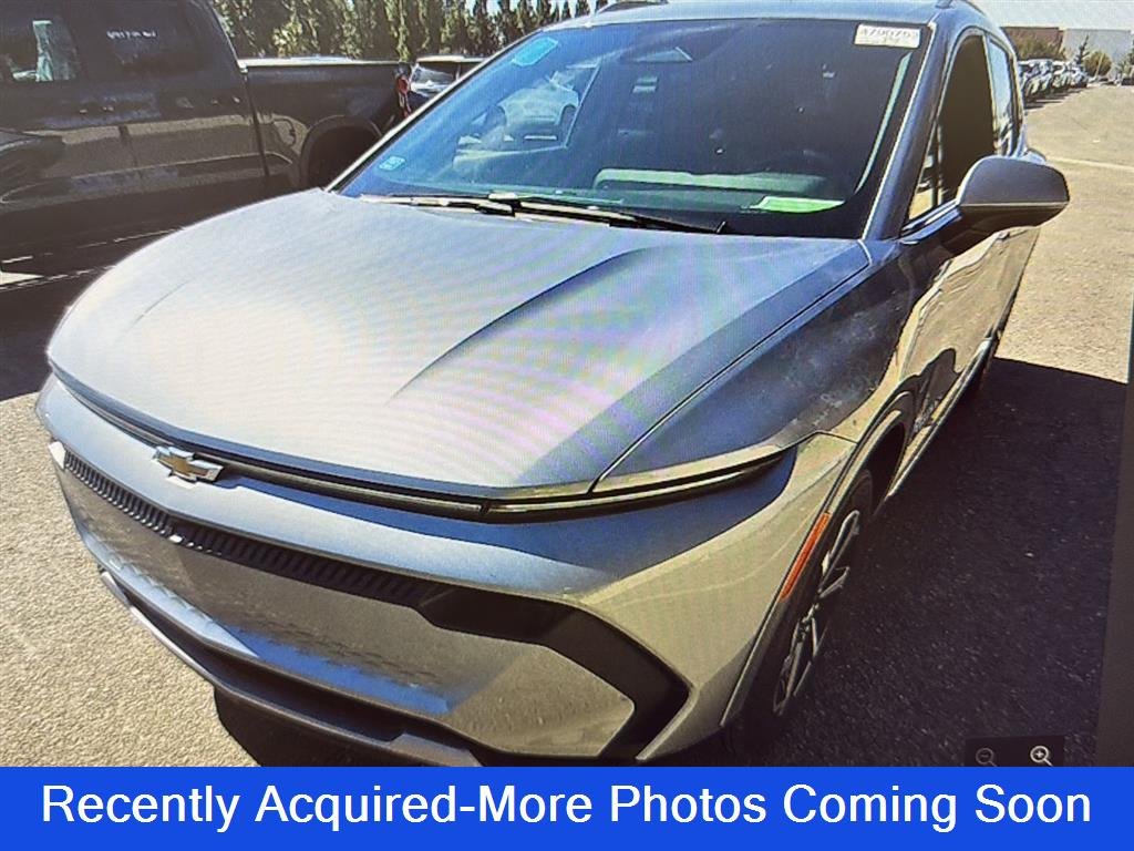 2025 Chevrolet Equinox EV 2LT eAWD's photo