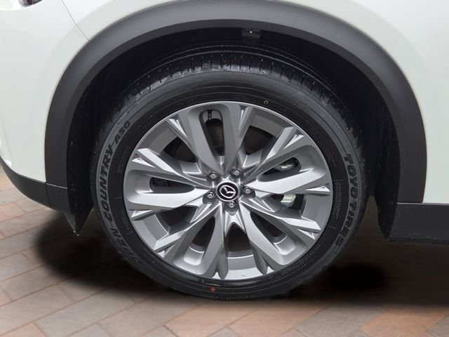 Certified Used 2026 White Mazda 3.3 Turbo Preferred image 28