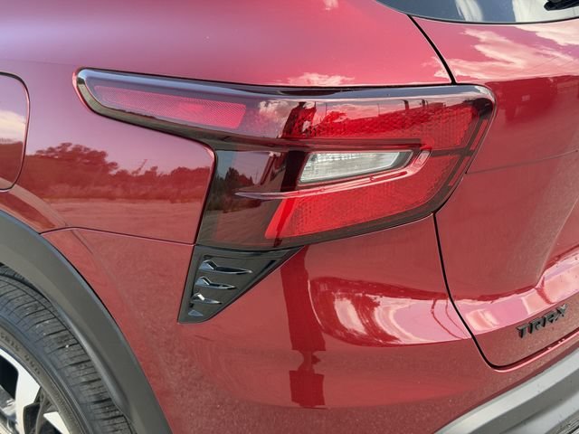 2024 Chevrolet Trax RS - Photo 10