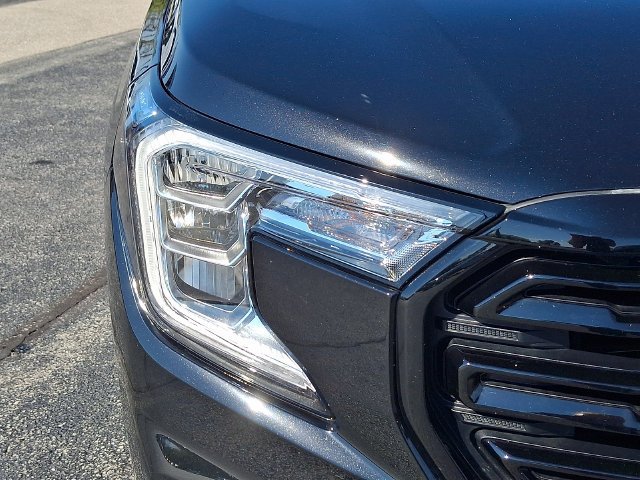 2023 GMC Terrain SLT - Photo 9
