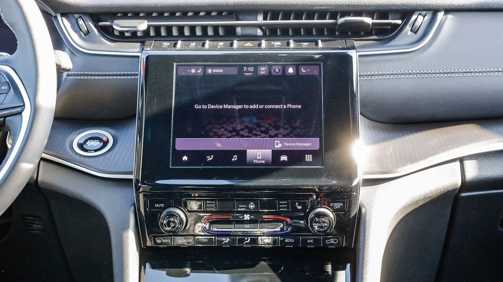 Used 2025 Silver Jeep Altitude image 17
