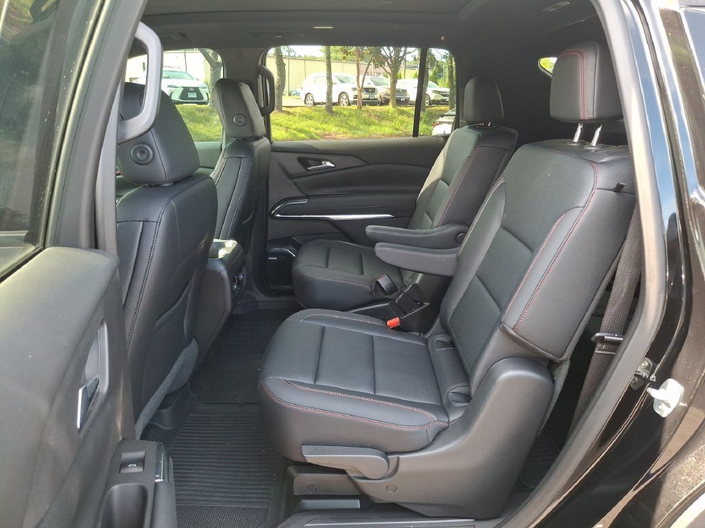 2025 Chevrolet Traverse Z71 - Photo 25
