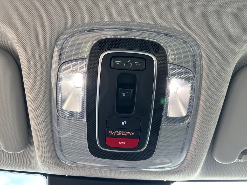 2024 Hyundai Kona Limited - Photo 32