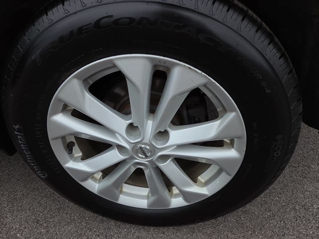 Used 2016 Black Nissan SV image 28