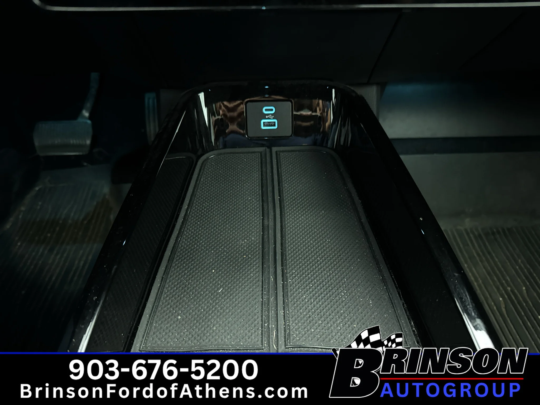 Used 2021 Shadow Black Ford Premium image 22