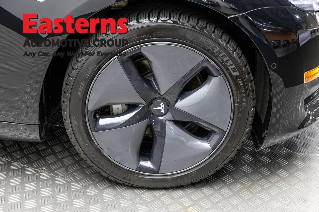 Used 2018 Black Tesla Long Range image 27