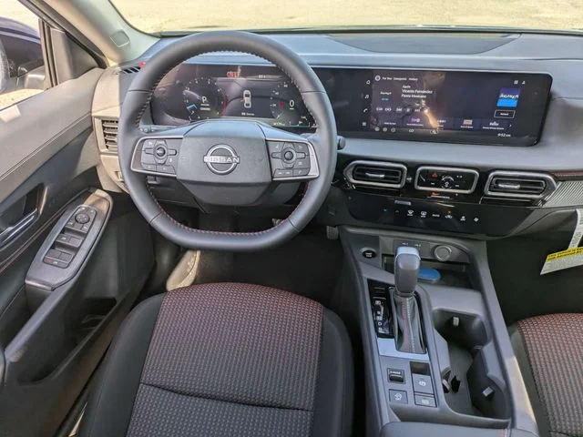 New 2027 Atlantic Gray Metallic / Super Black Two-tone Nissan SR image 15