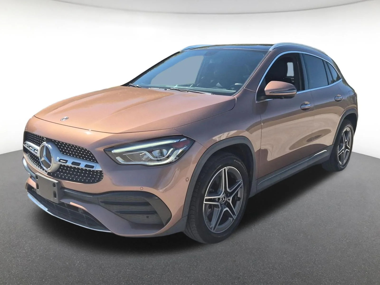Used 2021 Rose Gold Metallic Mercedes-Benz GLA 250 image 1