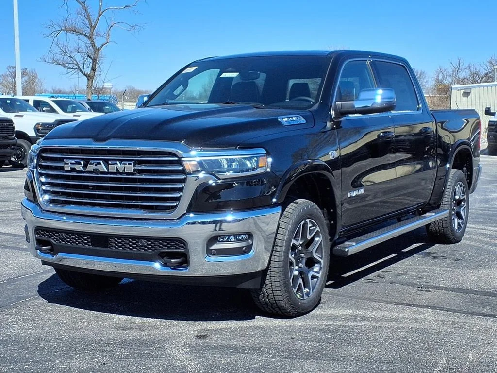 New 2026 Diamond Black Crystal Pearl-Coat Exterior Paint RAM Laramie image 2