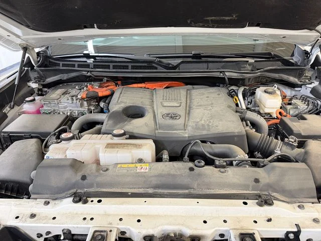 2024 Toyota Sequoia SR5 - Photo 24