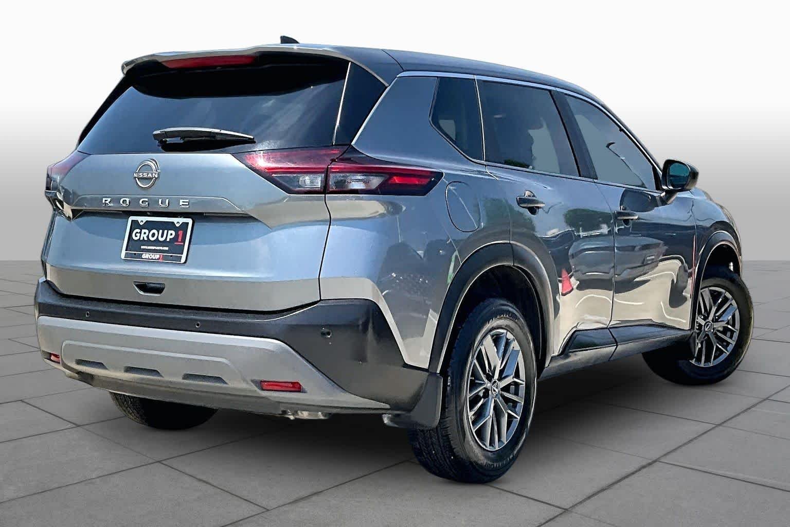 Used 2023 Gun Metallic Nissan S image 12
