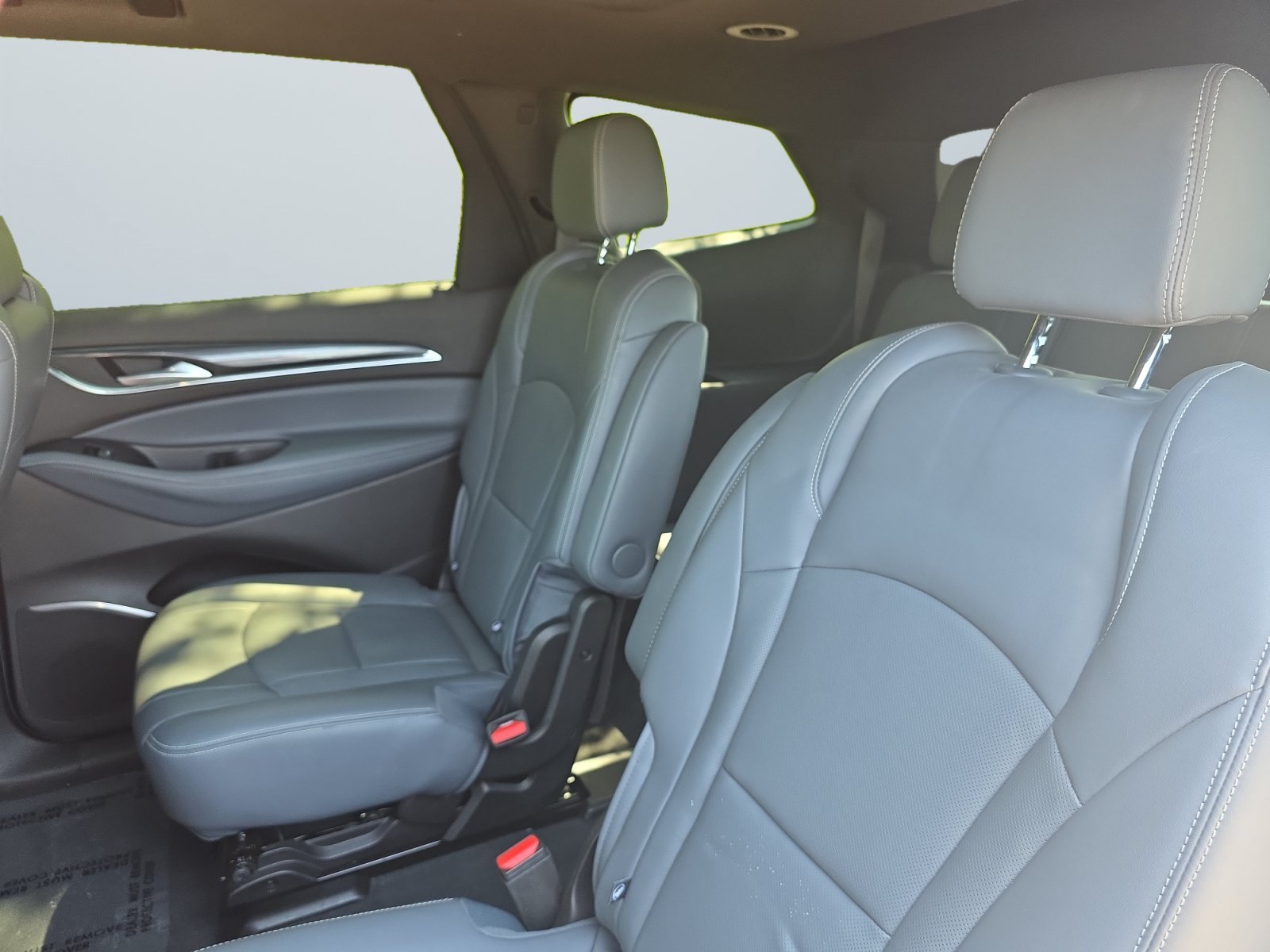 2022 Buick Enclave Essence - Photo 13