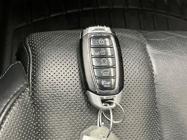 Used 2021 Typhoon Silver Hyundai SEL image 35