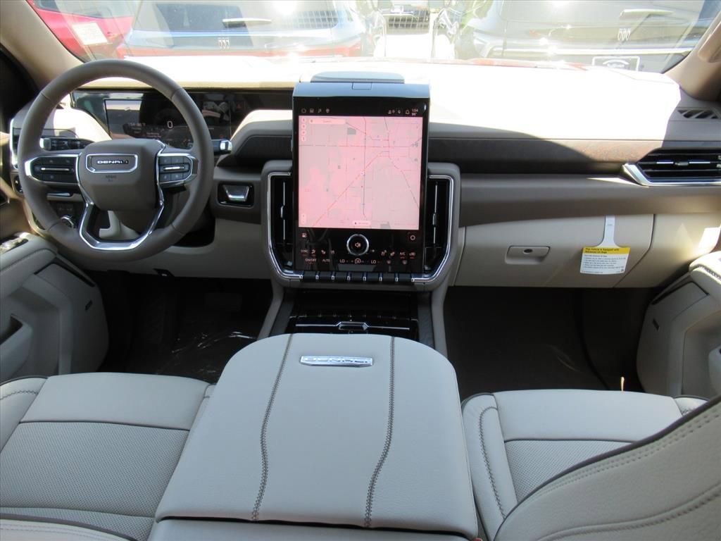 2026 GMC Yukon Denali - Photo 12