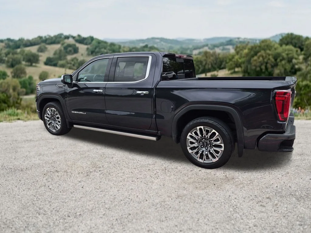 Used 2023 Silver GMC Denali Ultimate image 7
