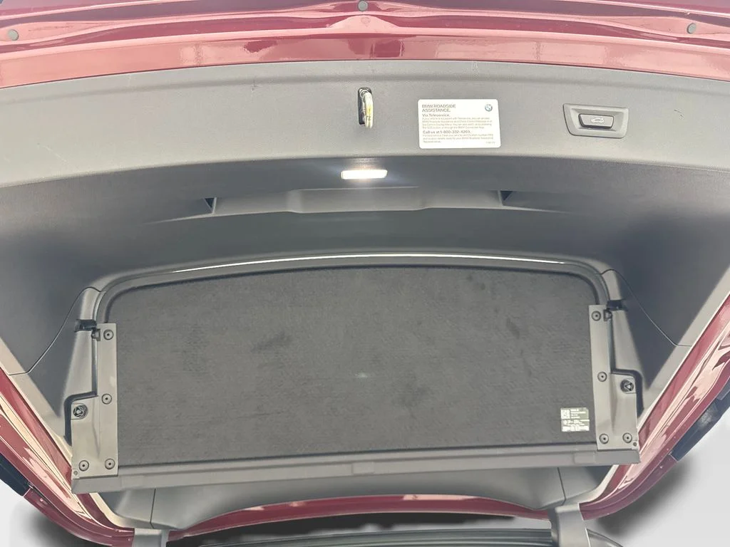 Used 2024 Red BMW xDrive50 image 79