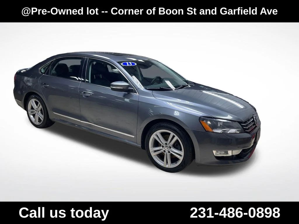 Used 2013 Gray Volkswagen TDI SEL Premium image 11