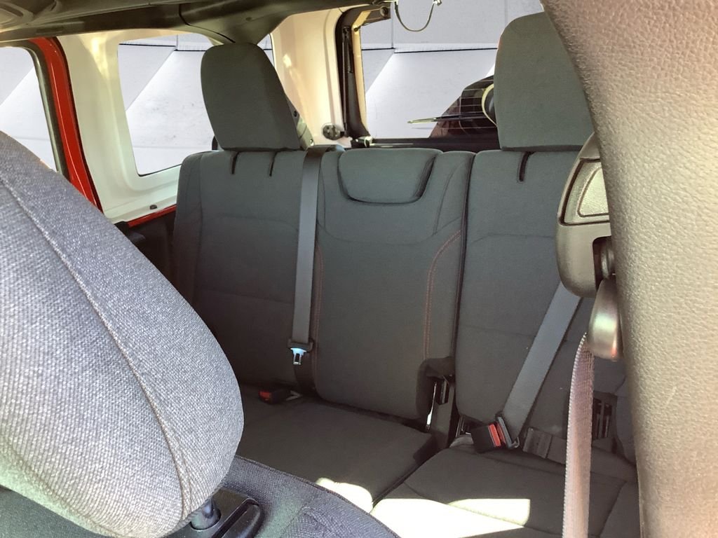 Used 2025 Red Jeep Rubicon image 18