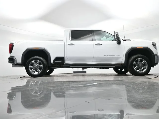 Used 2026 Summit White GMC SLT image 30