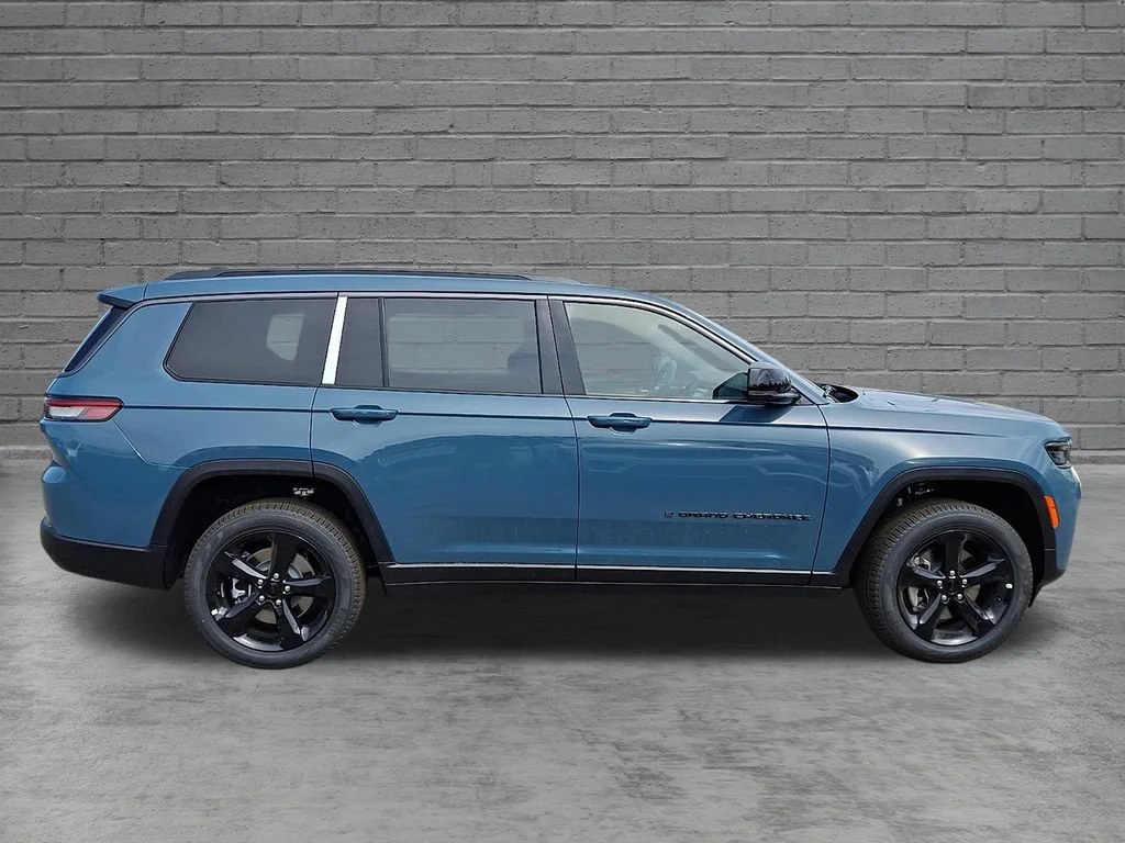 New 2026 Steel Blue Jeep Limited image 8