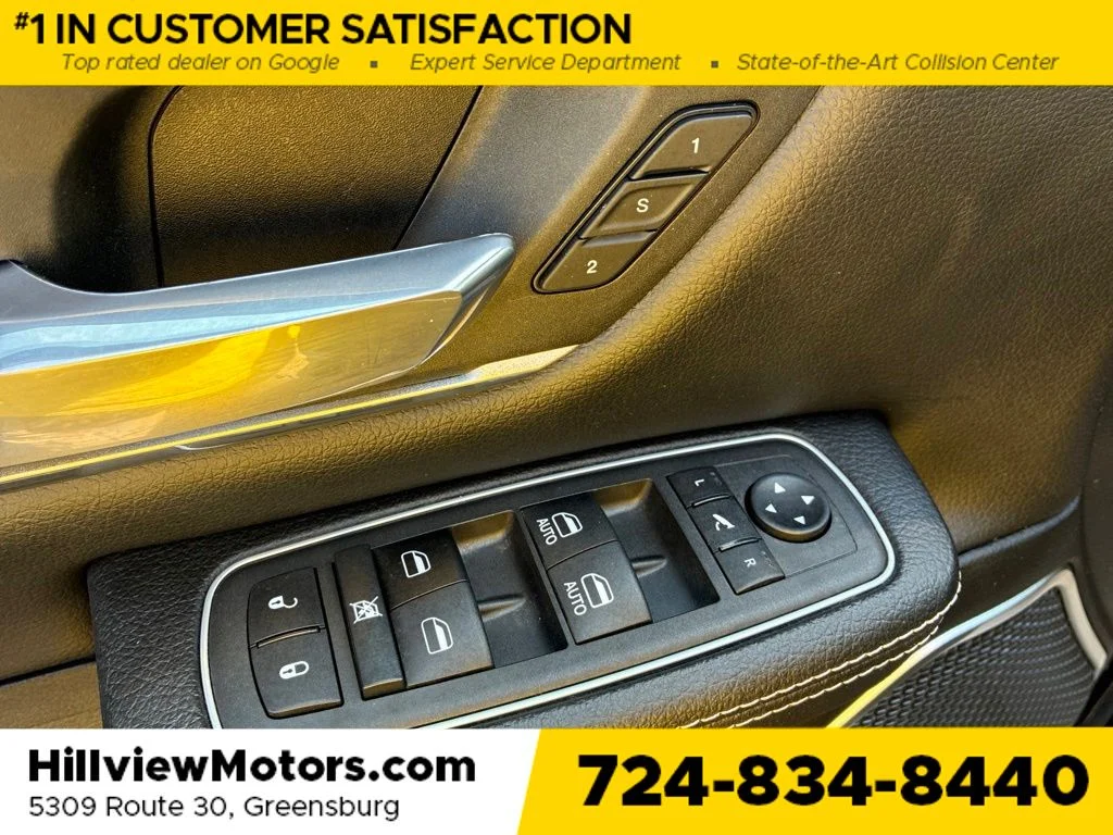 Used 2022 Diamond Black Ram Laramie image 25