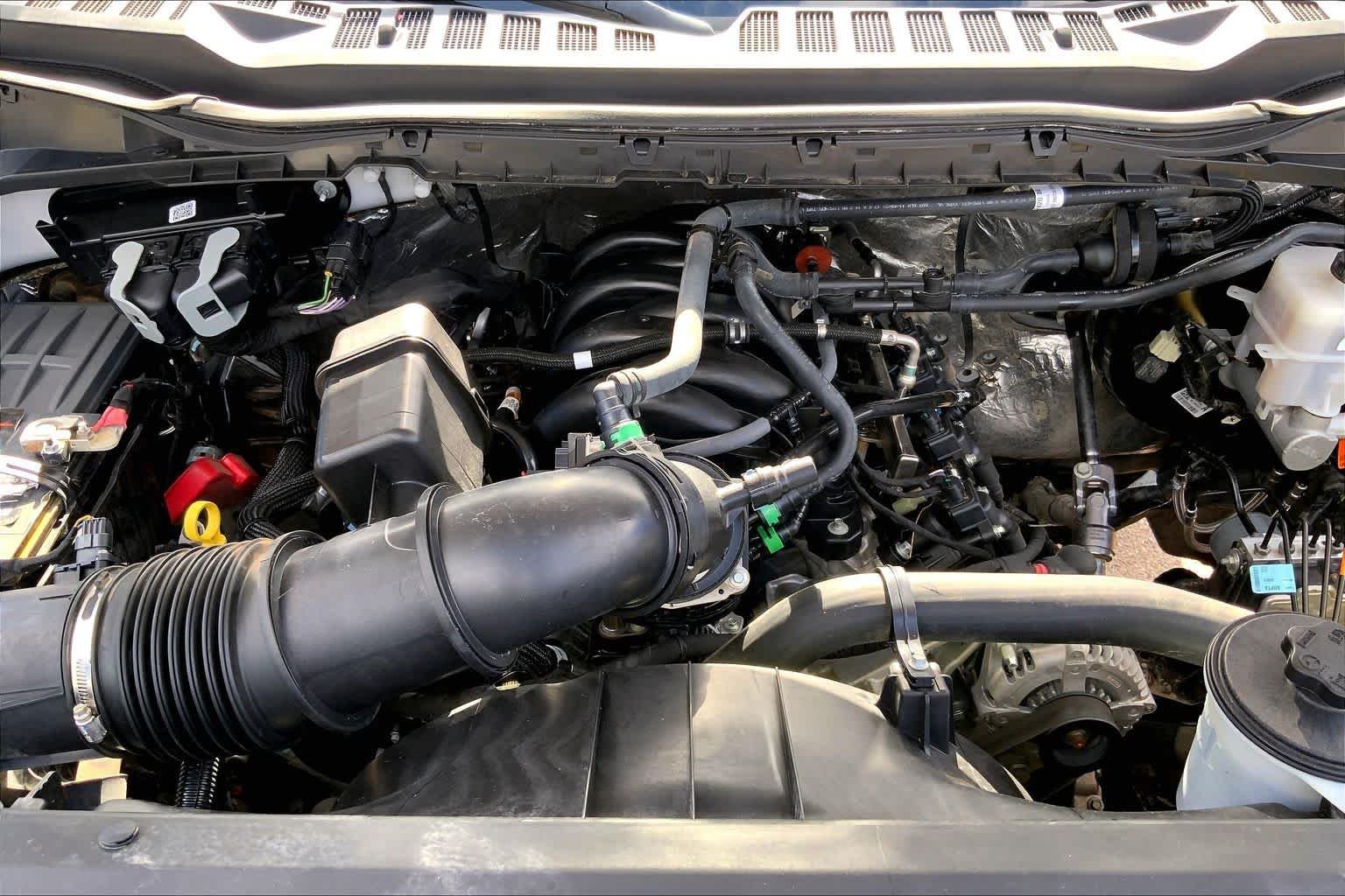 Used 2024 Oxford White Ford XL image 32