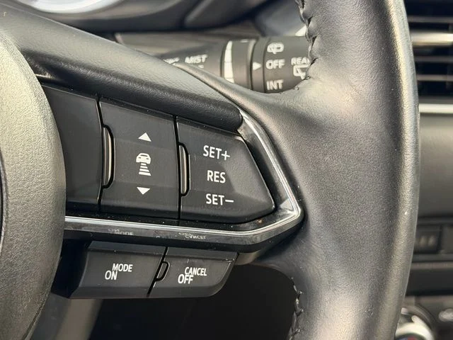 Used 2018 Black Mazda Grand Touring image 18