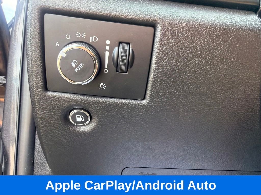 Used 2019 Gray Jeep Laredo E image 21
