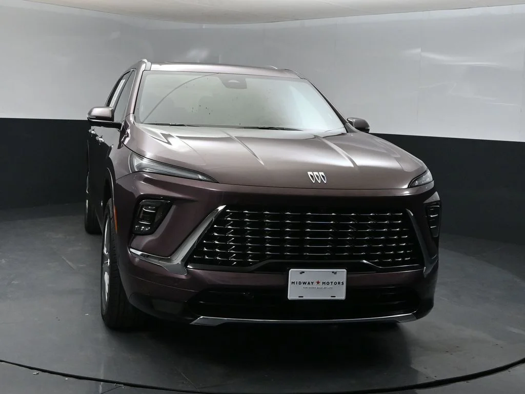 Certified Used 2026 Purple Buick Avenir image 7