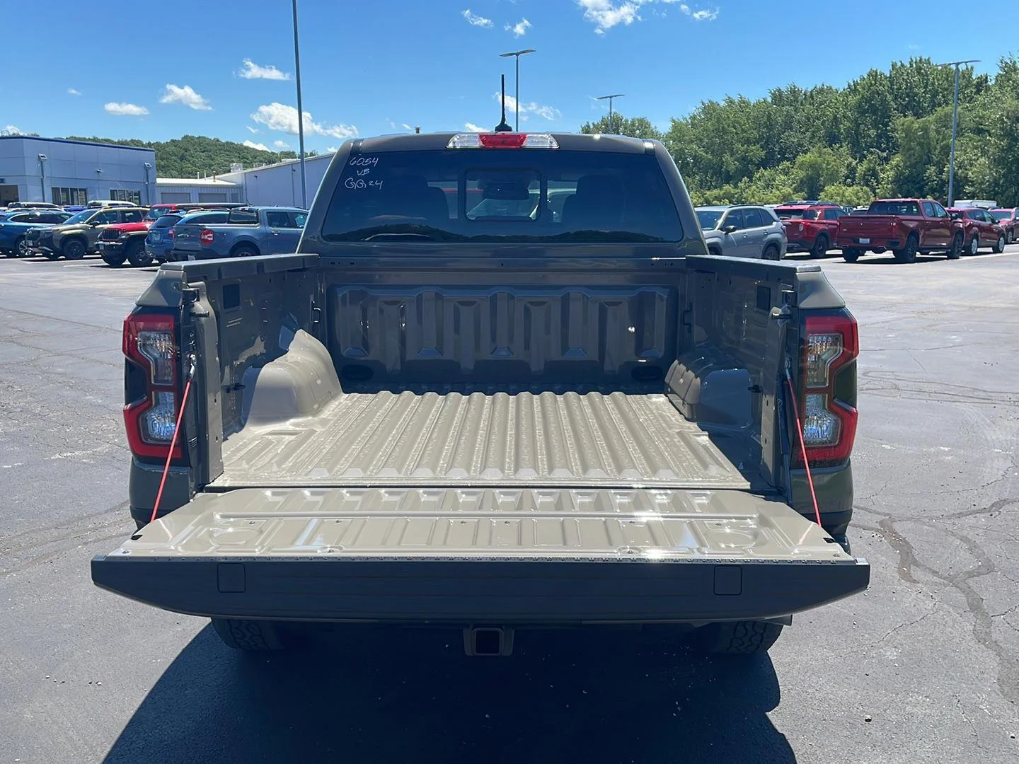 New 2026 Marsh Gray Ford XLT image 5