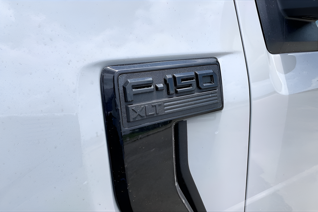 New 2026 Avalanche Ford XLT image 20