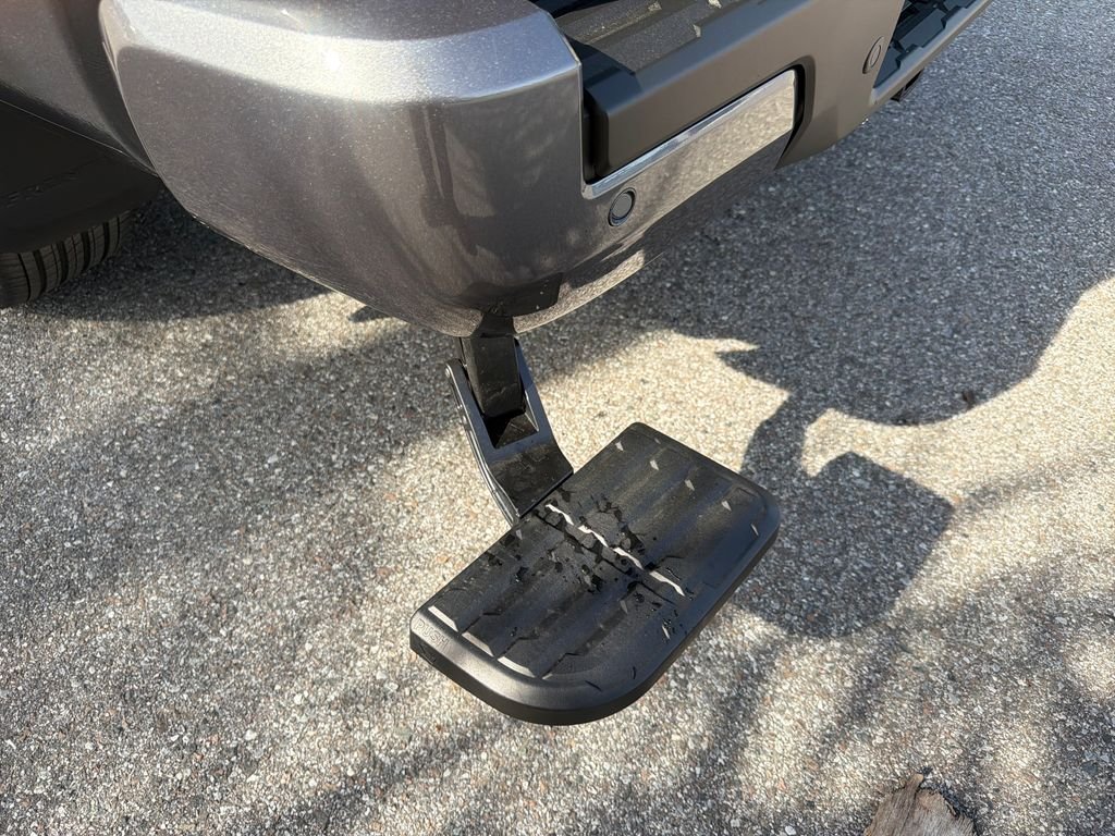 New 2026 Nissan Frontier SV 4D Crew Cab