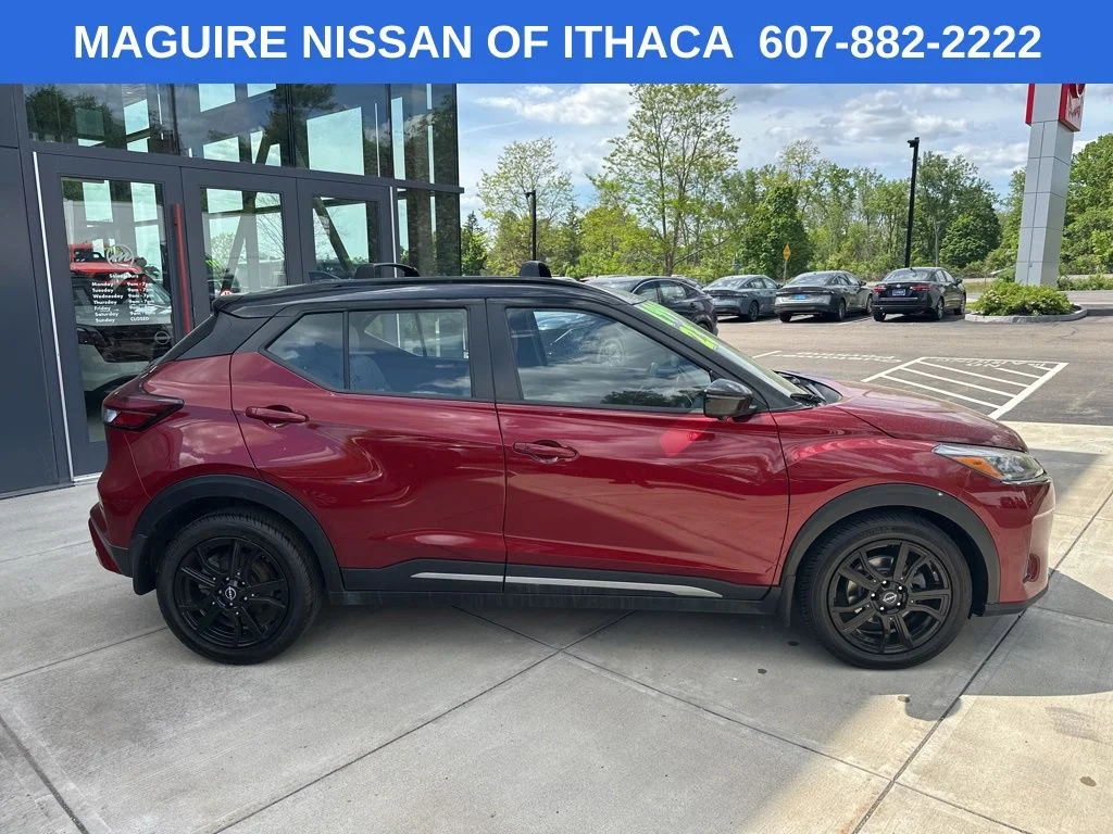 Used 2023 Red Nissan SR image 4