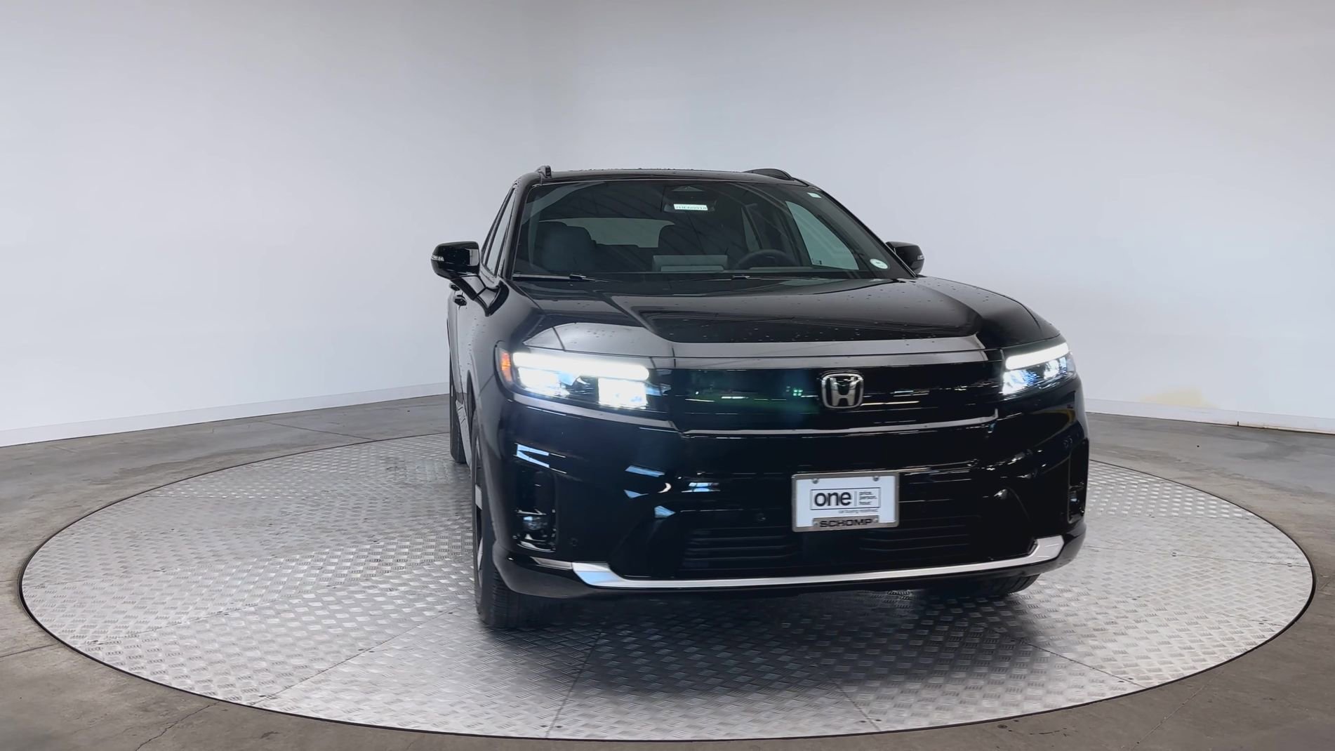 New 2026 Raven Black Honda Touring image 3