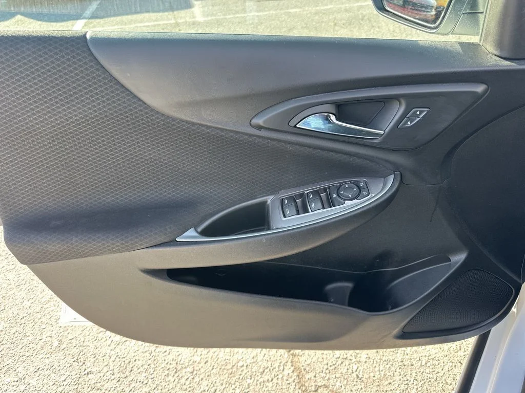 Used 2024 White Chevrolet RS image 23