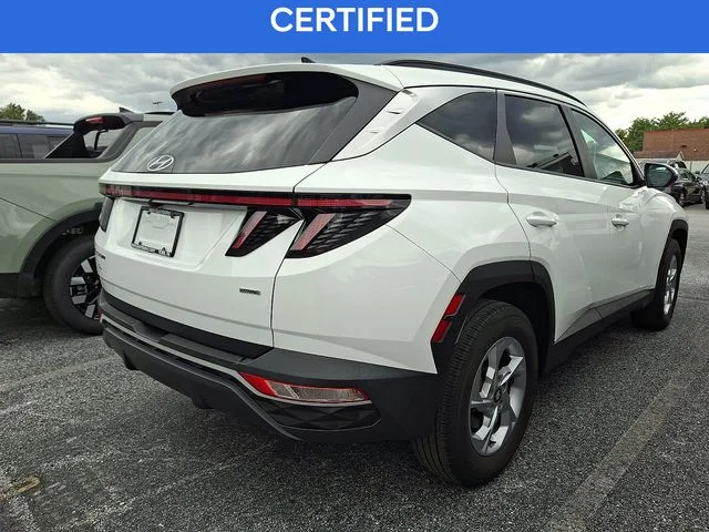 Used 2023 White Hyundai SEL image 10