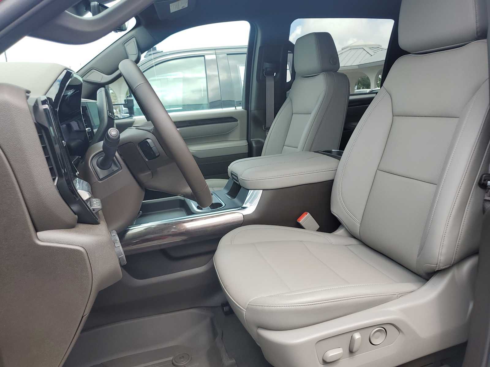 2026 Chevrolet Silverado 3500 HD LTZ - Photo 19