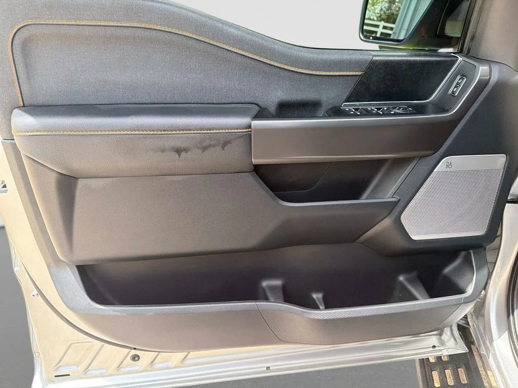 Used 2025 Silver Metallic Ford Tremor image 18