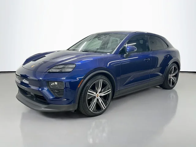 2025 Porsche Macan Electric 4S