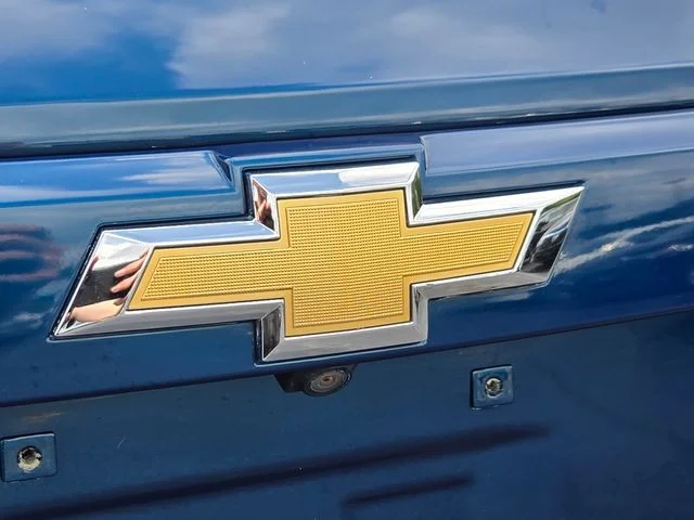 Used 2020 Blue Chevrolet LT image 16