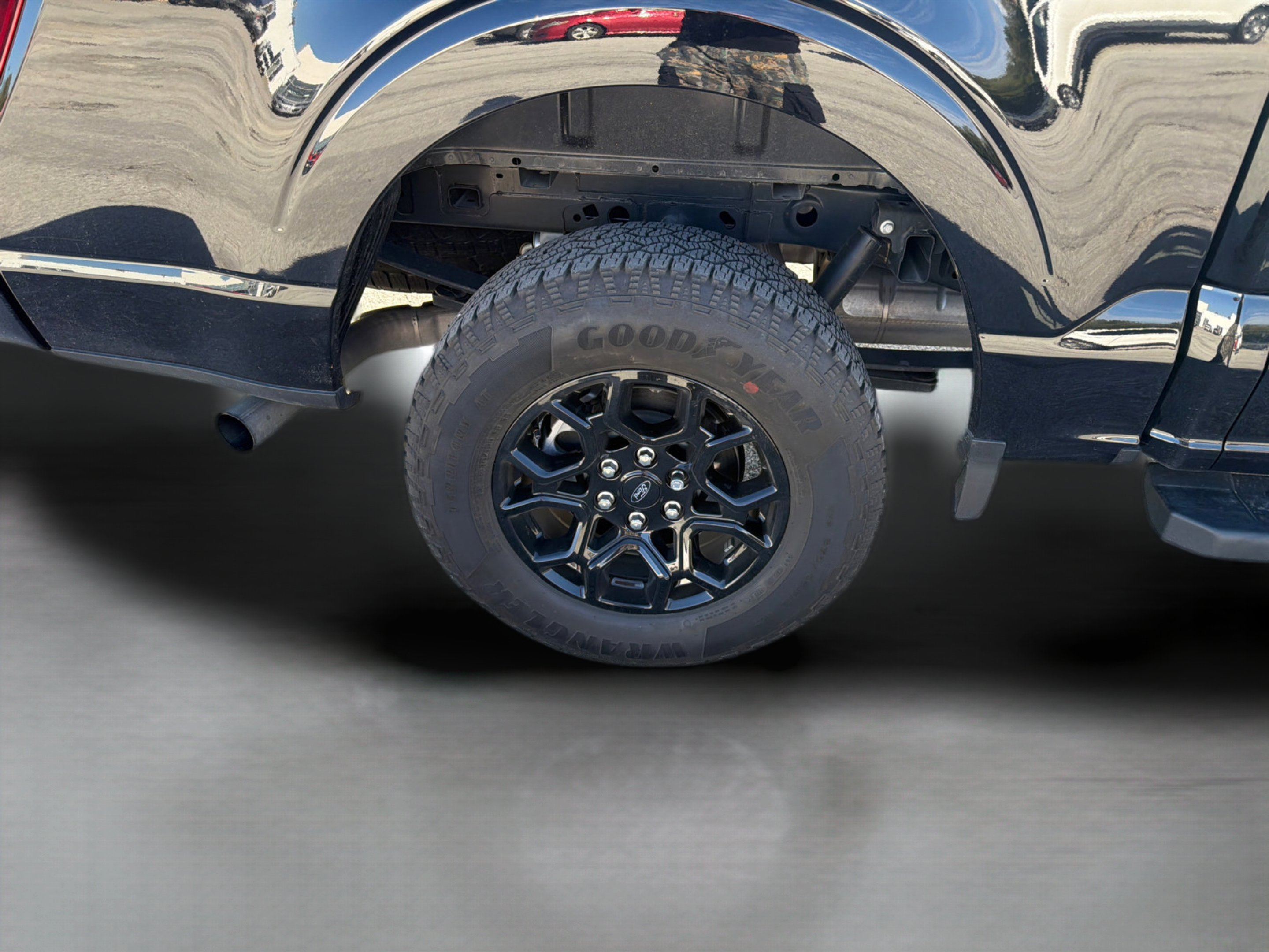 New 2026 Agate Black Metallic Ford XLT image 29
