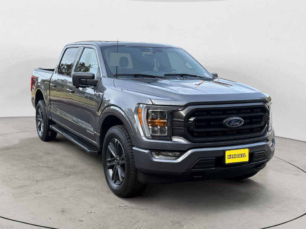 Certified Used 2023 Gray Ford XLT image 3