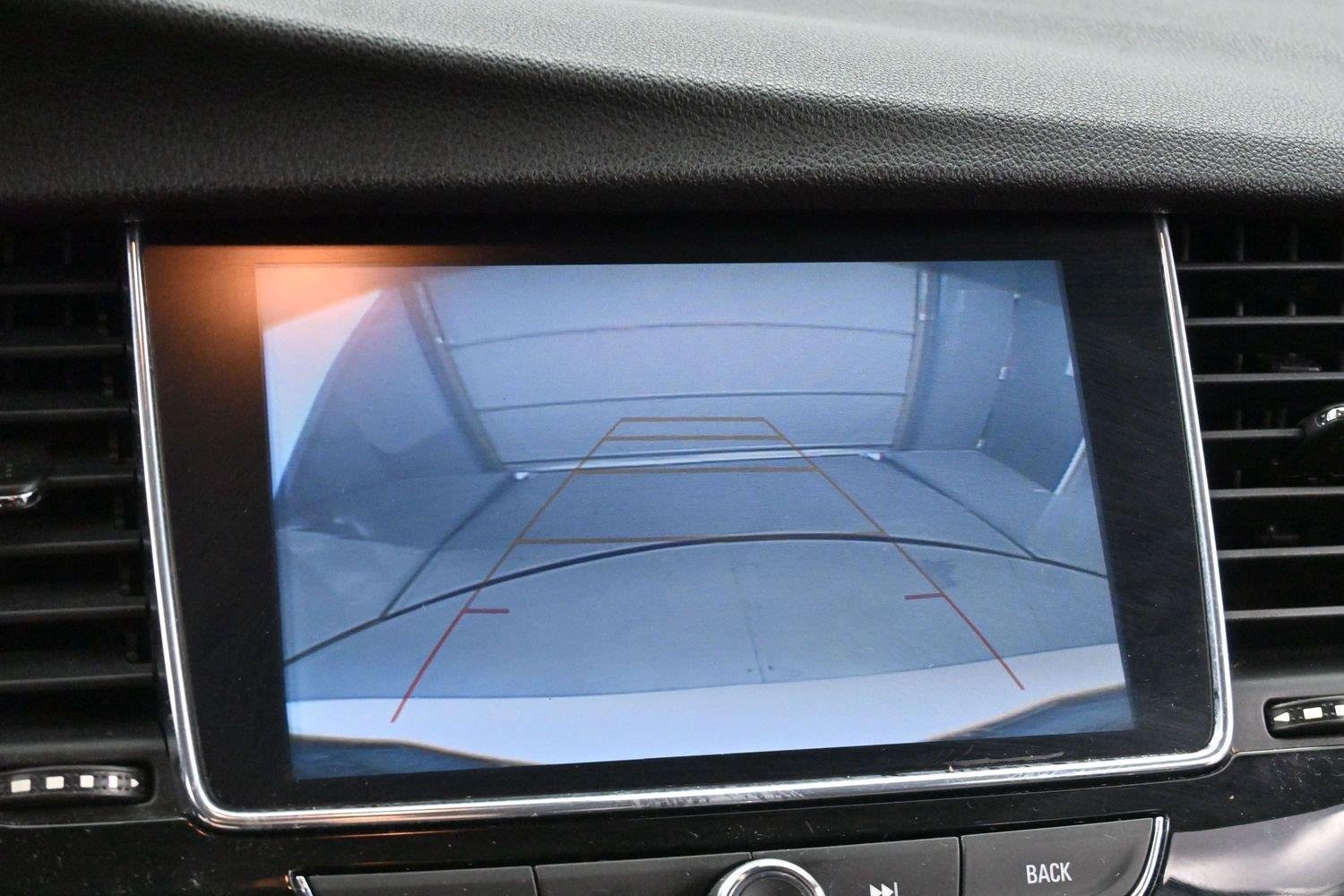 Used 2021 Summit White Buick Preferred image 19