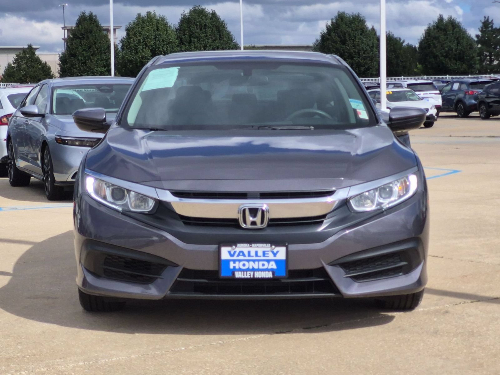 Certified Used 2016 Modern Steel Metallic Honda LX Sedan image 4